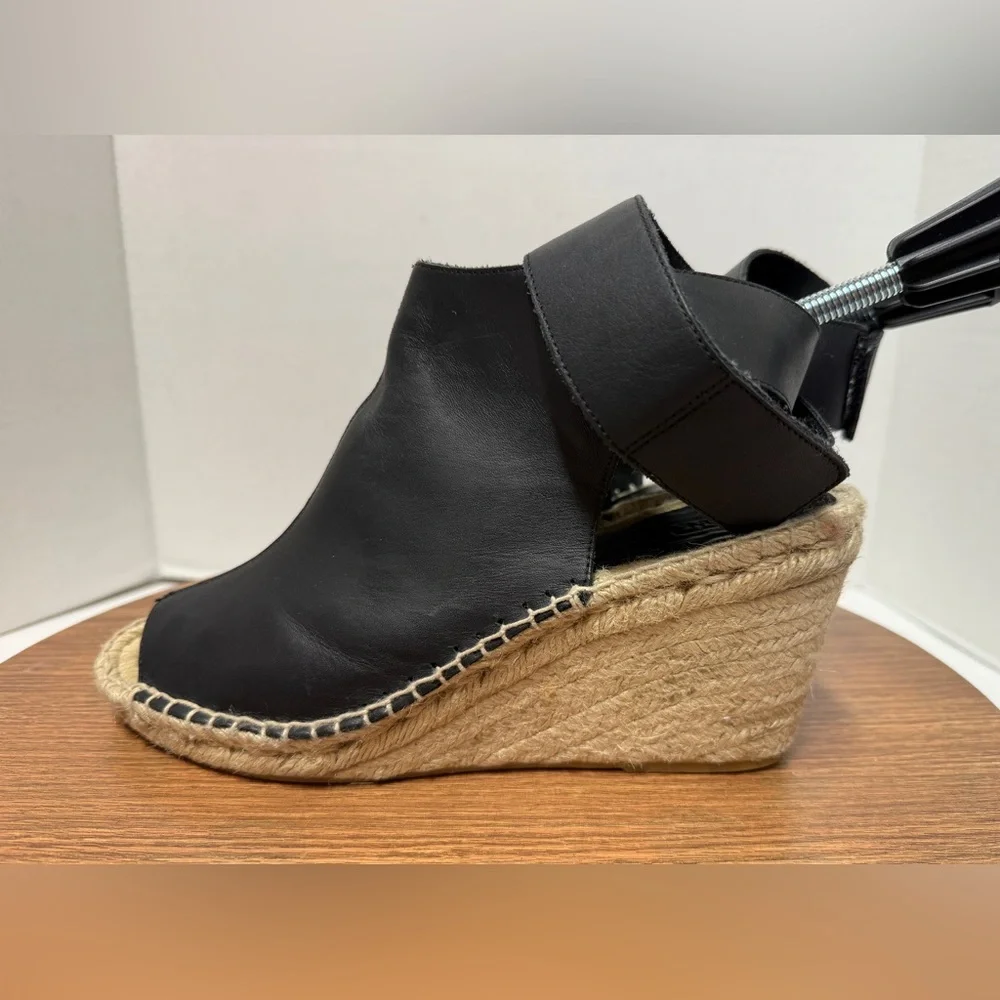 Vince Seymour Covered Black Leather Open Toe Espadrille Jute Wedge Sandal 9M
